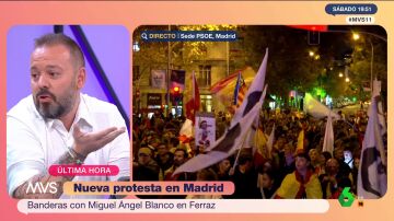 Antonio Maestre, indignado ante el "asqueroso" uso de banderas con el rostro de Miguel Ángel Blanco en Ferraz