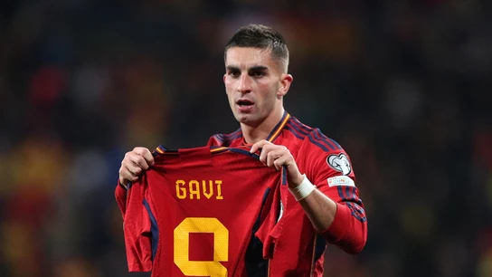 Ferran, con la camiseta de Gavi Ferran, con la camiseta de Gavi