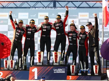 Triplete de Toyota en el Rally de Japón Triplete de Toyota en el Rally de Japón