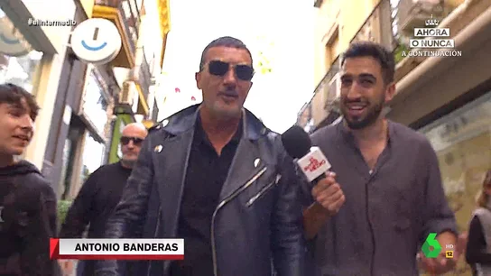 El consejo de Antonio Banderas a Isma Juárez para poder 'colarse' en los Grammy Latinos: "Que tengas suerte" El consejo de Antonio Banderas a Isma Juárez para poder 'colarse' en los Grammy Latinos: "Que tengas suerte"