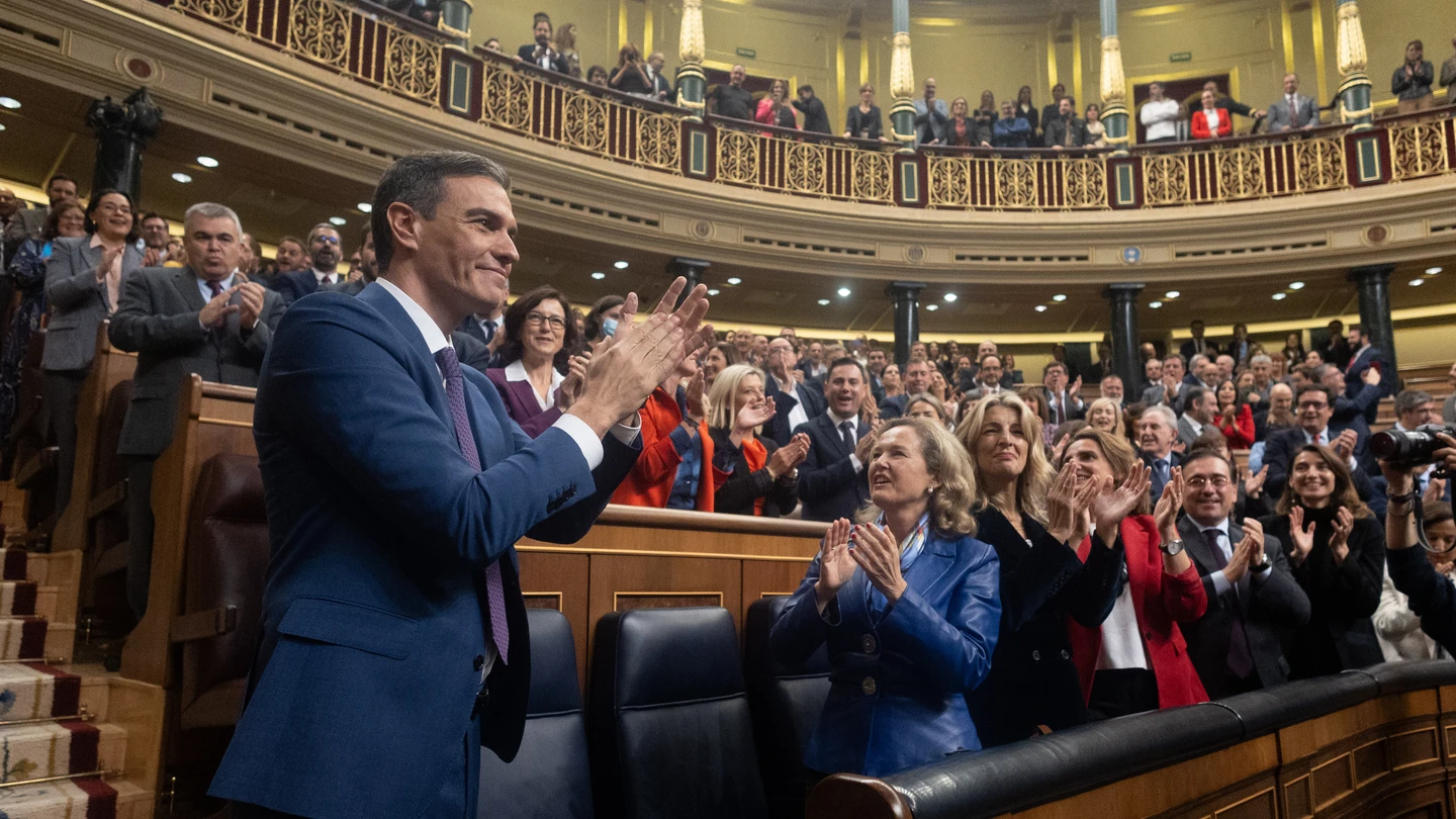 Pedro Sánchez, tras finalizar la segunda sesión de su debate de investidura Pedro Sánchez, tras finalizar la segunda sesión de su debate de investidura