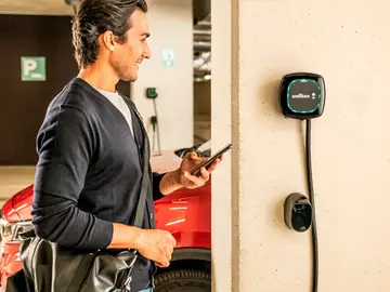 El punto de carga para tu coche eléctrico con el que podrás ahorrar hasta 800€ al año El punto de carga para tu coche eléctrico con el que podrás ahorrar hasta 800€ al año