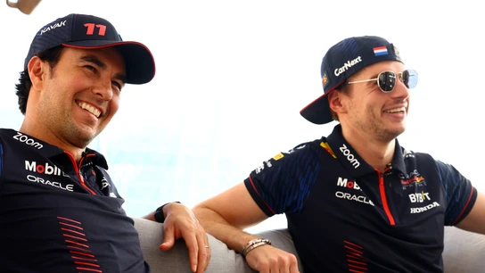 Sergio Pérez y Max Verstappen Sergio Pérez y Max Verstappen