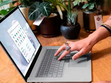 Un portátil Surface Laptop 5 Un portátil Surface Laptop 5