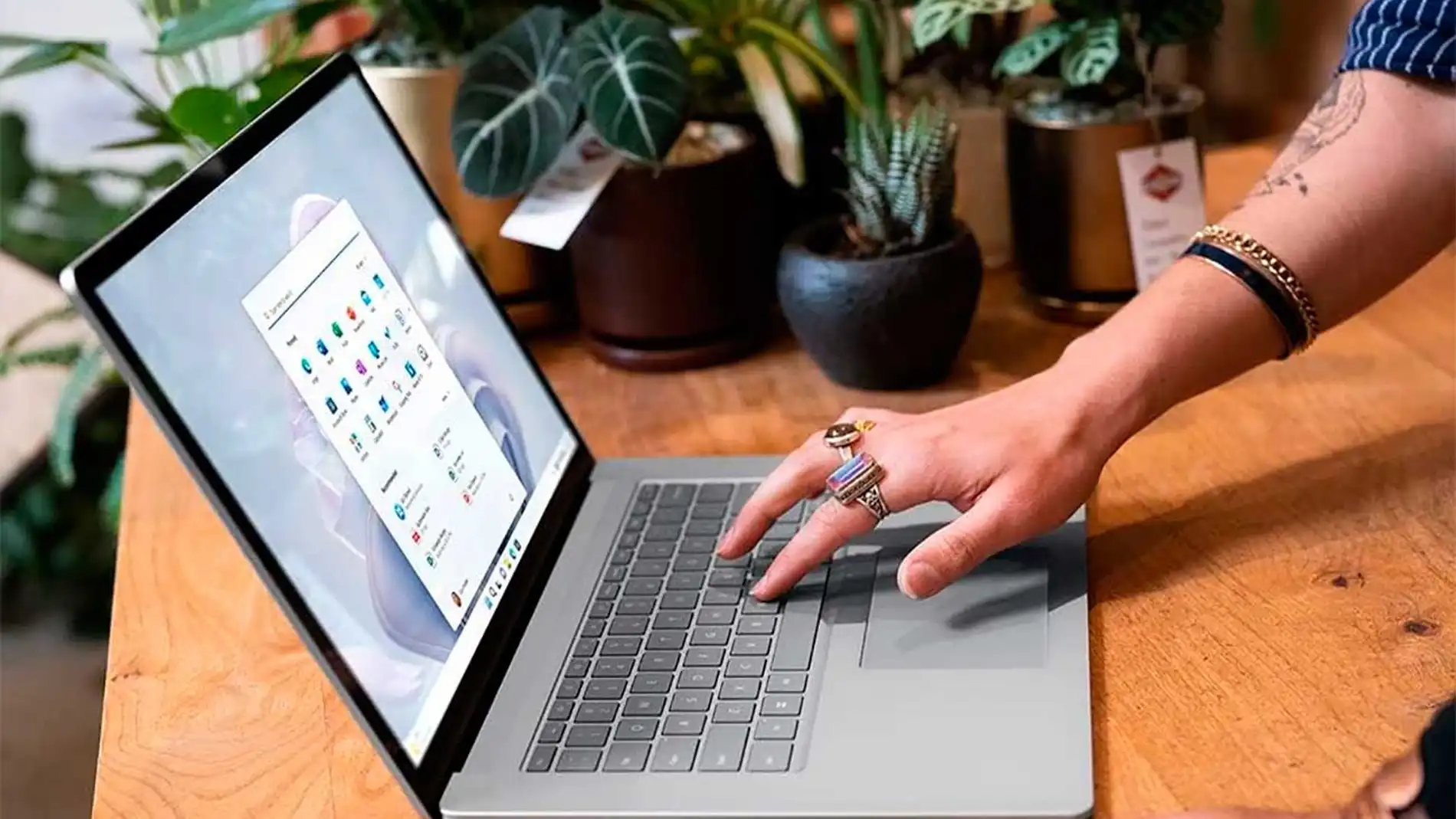 Un portátil Surface Laptop 5