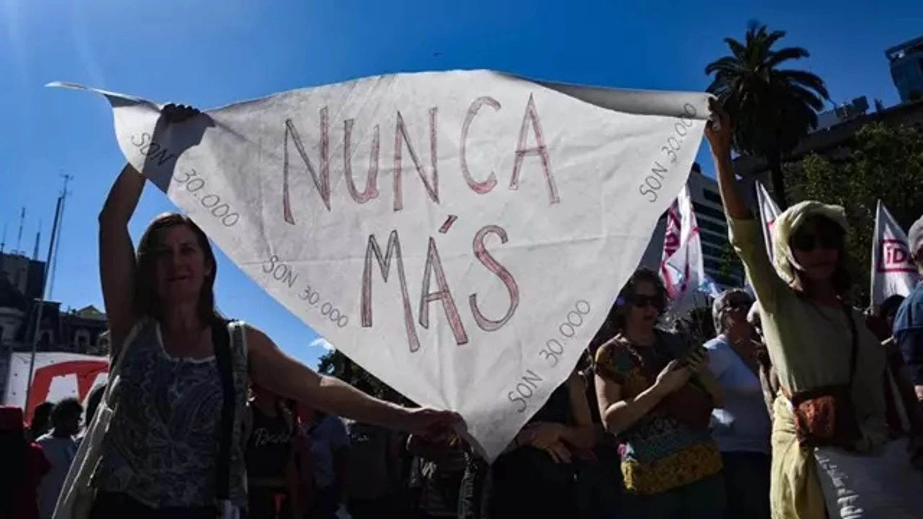 Las Madres de Plaza de Mayo, en una protesta