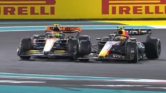 Toque entre Lando Norris y 'Checo' Pérez Toque entre Lando Norris y 'Checo' Pérez