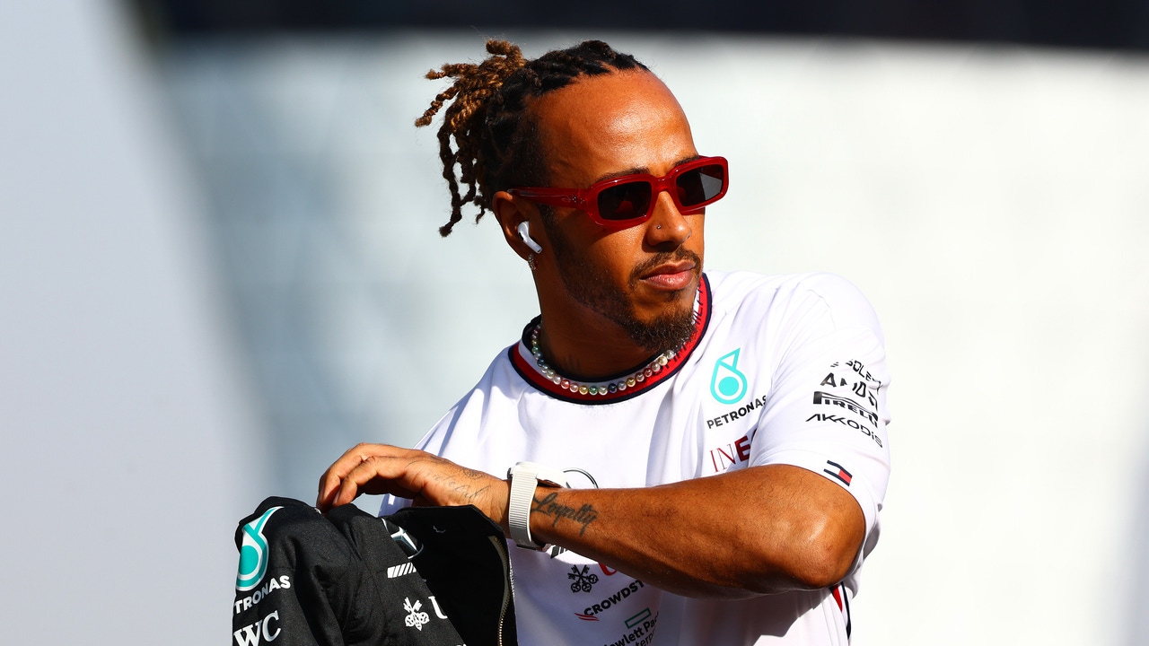 The former Formula 1 boss who wants to see Lewis Hamilton champion again: “I hope he wins…”