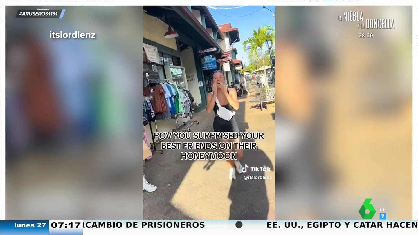 Un chico sorprende a su mejor amiga apareciendo de repente en su luna de miel: "Es el amigo tóxico o el que quería algo" Un chico sorprende a su mejor amiga apareciendo de repente en su luna de miel: "Es el amigo tóxico o el que quería algo"