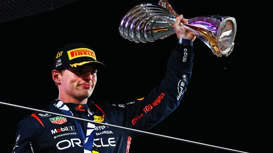 Verstappen, tras ganar una carrera Verstappen, tras ganar una carrera