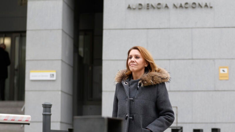 La ex secretaria general del PP María Dolores de Cospedal a la salida de la Audiencia Nacional