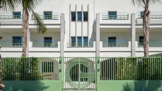 Fachada del Centro de Ingeniería de Seguridad (GSEC) en Málaga. Fachada del Centro de Ingeniería de Seguridad (GSEC) en Málaga.