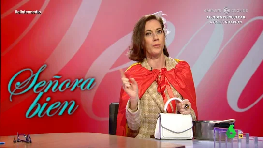 La poesía de la señora bien contra feministas y socialistas En este vídeo, Cristina Gallego se convierte de nuevo en la 'señora bien' de El Intermedio para analizar nuevos personajes en las protestas de Ferraz, desde una barbacoa de chorizos, hasta el 'poeta' que dedica hasta 10 insultos a Pedro Sánchez.