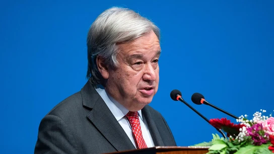 El Secretario General de la ONU, Antonio Guterres, se dirige a una sesión conjunta del Parlamento nepalí durante su visita oficial de cuatro días. El Secretario General de la ONU, Antonio Guterres, se dirige a una sesión conjunta del Parlamento nepalí durante su visita oficial de cuatro días.