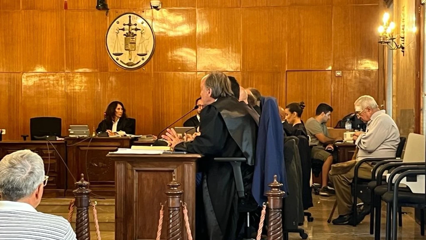 Absuelto el anciano que mató a un ladrón durante un asalto a su casa de campo en Porreres Absuelto el anciano que mató a un ladrón durante un asalto a su casa de campo en Porreres