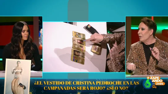 Así reacciona Cristina Pedroche cuando El Maestro Joao trata de adivinar si su vestido de Nochevieja será rojo Así reacciona Cristina Pedroche cuando El Maestro Joao trata de adivinar si su vestido de Nochevieja será rojo