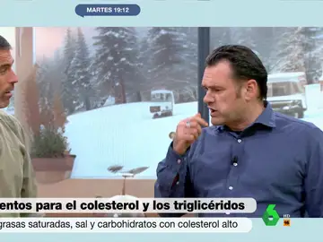 Iñaki López prueba la crema de Módena de Pablo Ojeda