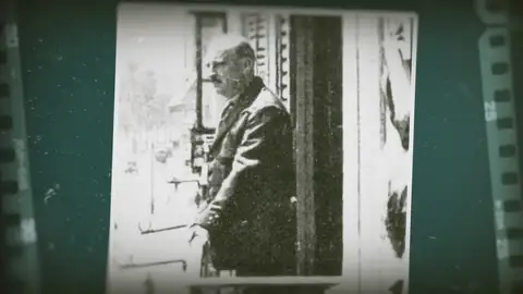 laSexta Columna analiza en este vídeo cómo transcurrió el golpe de Estado de Miguel Primo de Rivera, desde su pronunciamiento en la madrugada del 12 al 13 de septiembre de 1923, hasta la foto del dictador con el rey Alfonso XIII.