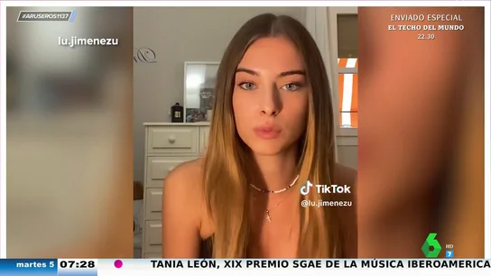 Una chica descubre que alguien de su pasado la espía a través del móvil: así inició sesión en Gmail para geolocalizarla Una chica descubre que alguien de su pasado la espía a través del móvil: así inició sesión en Gmail para geolocalizarla