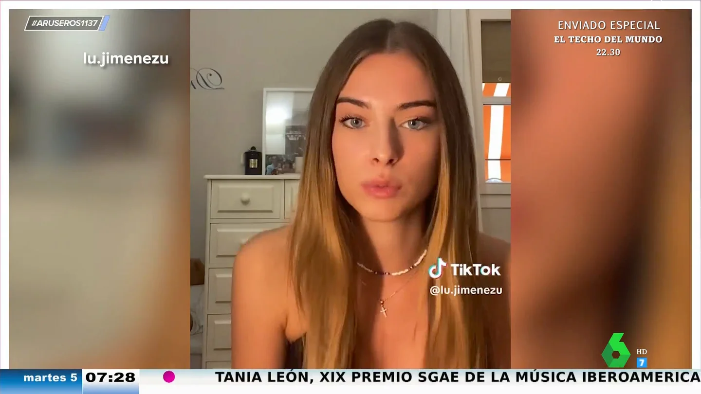 Una chica descubre que alguien de su pasado la espía a través del móvil: así inició sesión en Gmail para geolocalizarla Una chica descubre que alguien de su pasado la espía a través del móvil: así inició sesión en Gmail para geolocalizarla