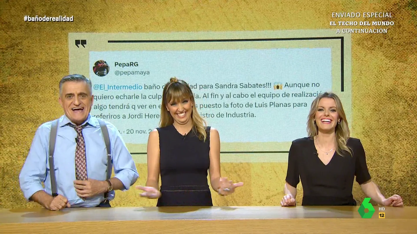 Wyoming, a Sandra Sabatés al intentar "escurrir el bulto" en su baño de realidad: "Por fin aprendes algo de un gran maestro" Wyoming, a Sandra Sabatés al intentar "escurrir el bulto" en su baño de realidad: "Por fin aprendes algo de un gran maestro"