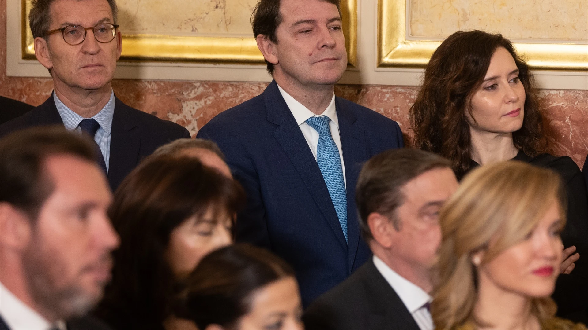 Óscar Puente y Isabel Díaz Ayuso, entre otros, durante el acto de homenaje a la Constitución, en el Congreso de los Diputados