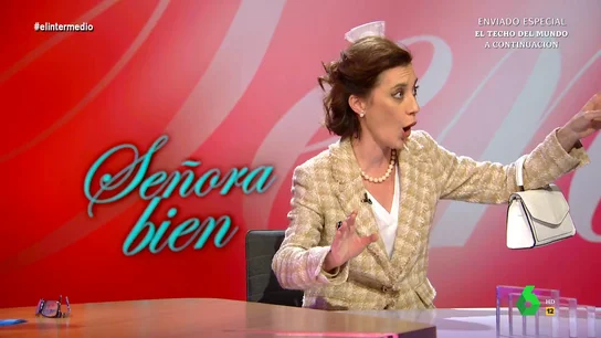 Cristina Gallego y su particular versión del cumpleaños feliz a la constitución Cristina Gallego y su particular versión del cumpleaños feliz a la constitución