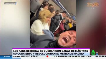 Un fan de David Bisbal revoluciona el Metro de Madrid y pone a cantar a todos los pasajeros: "¡Ave María!"