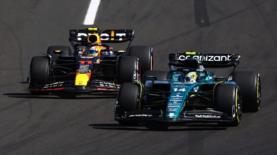 Fernando Alonso, ante Sergio Pérez Fernando Alonso, ante Sergio Pérez