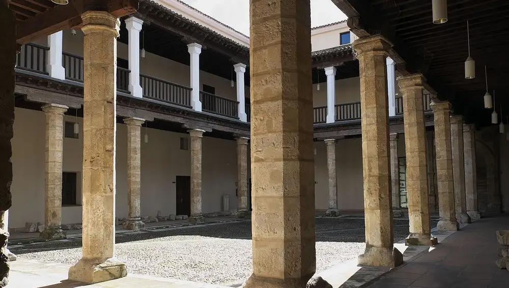 Patio. Palacio de los Vivero de Valladolid