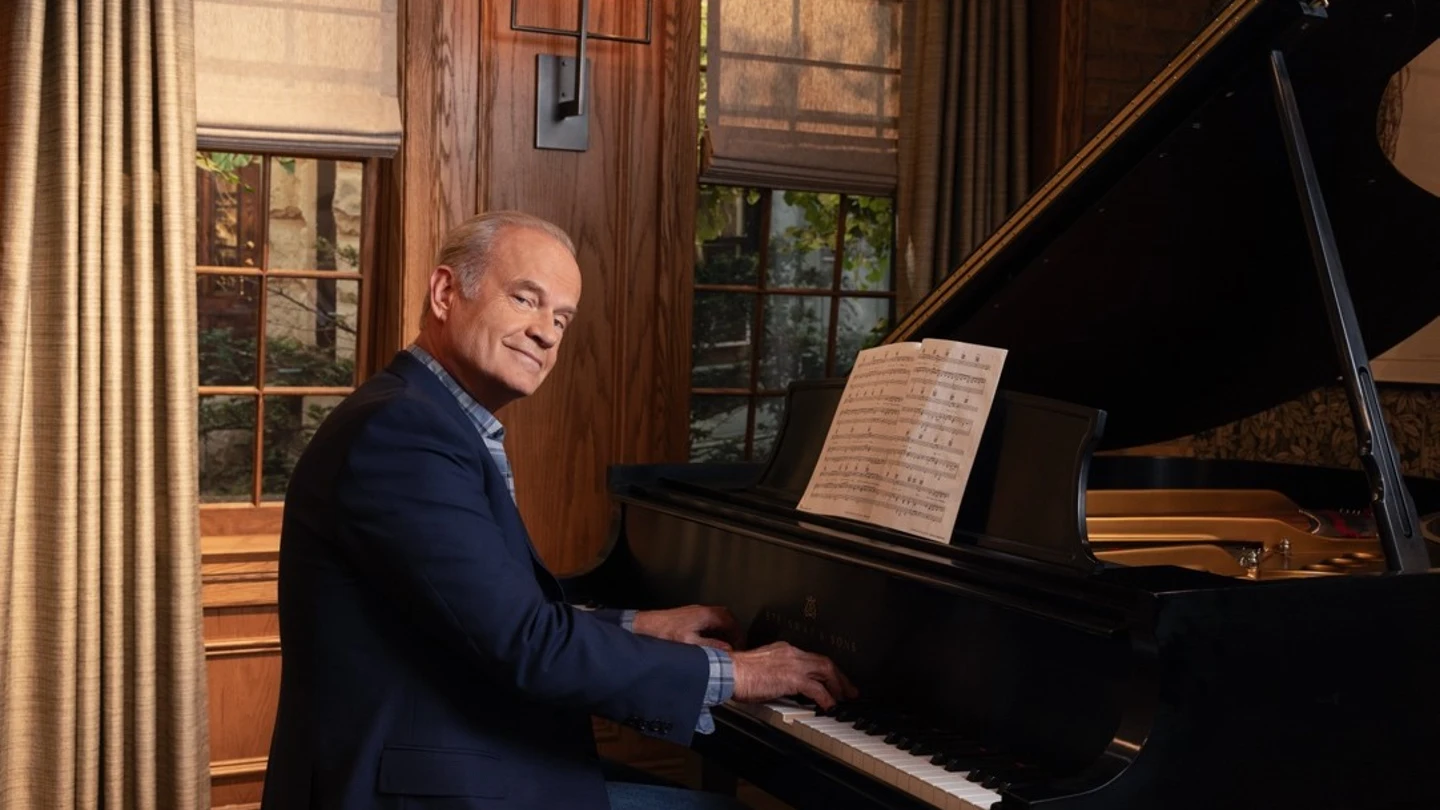 Kelsey Grammer vuelve a meterse en la piel del Dr. Frasier Crane, pero esta vez se traslada a Boston. Kelsey Grammer vuelve a meterse en la piel del Dr. Frasier Crane, pero esta vez se traslada a Boston.