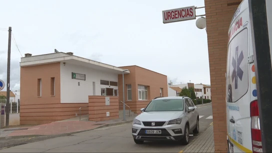 Centro de Urgencias al que fue llevada la mujer apuñalada por su pareja en Fuente Palmera (Córdoba) Centro de Urgencias al que fue llevada la mujer apuñalada por su pareja en Fuente Palmera (Córdoba)