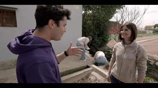 As&iacute; explica una "cazadora de virus" c&oacute;mo luca contra las superbacterias: "Cuando no funcionan los medicamentos los fagos pueden ayudar"