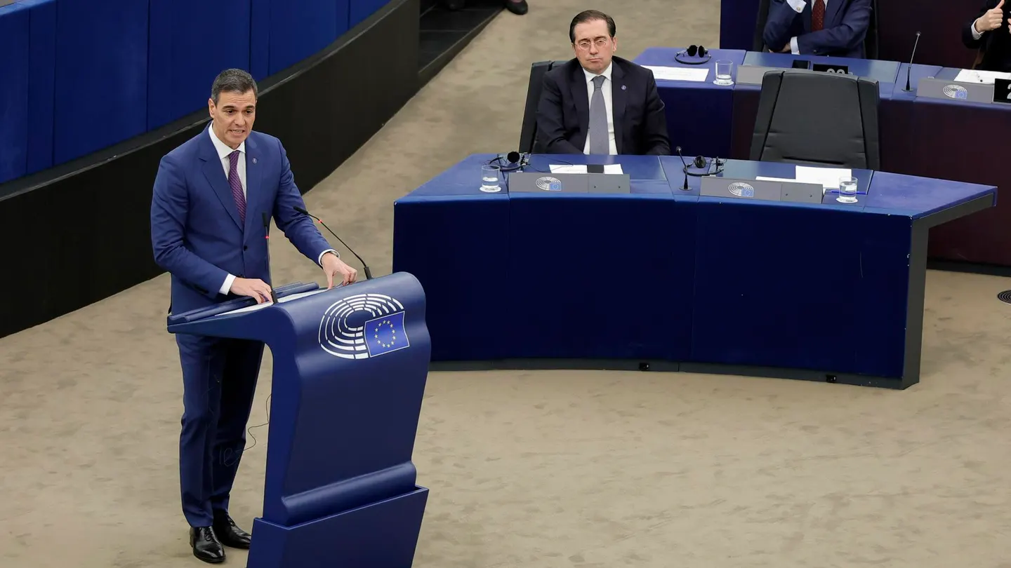 Sánchez entra al choque con Weber (PPE) y le recuerda que la ultraderecha son sus socios en España Sánchez entra al choque con Weber (PPE) y le recuerda que la ultraderecha son sus socios en España