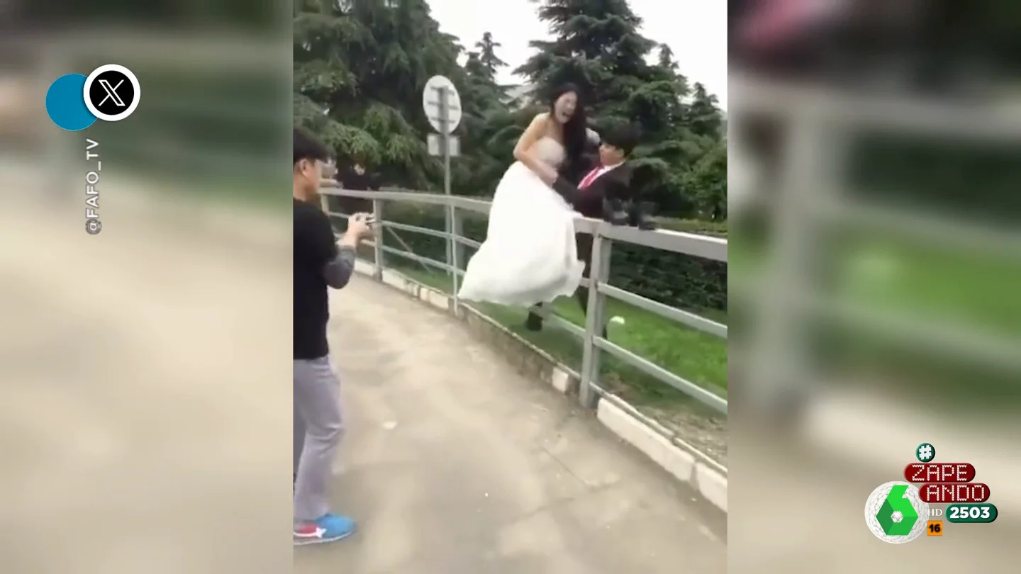Vídeo viral de una novia en sus partes íntimas durante la sesión de fotos de su boda Vídeo viral de una novia en sus partes íntimas durante la sesión de fotos de su boda