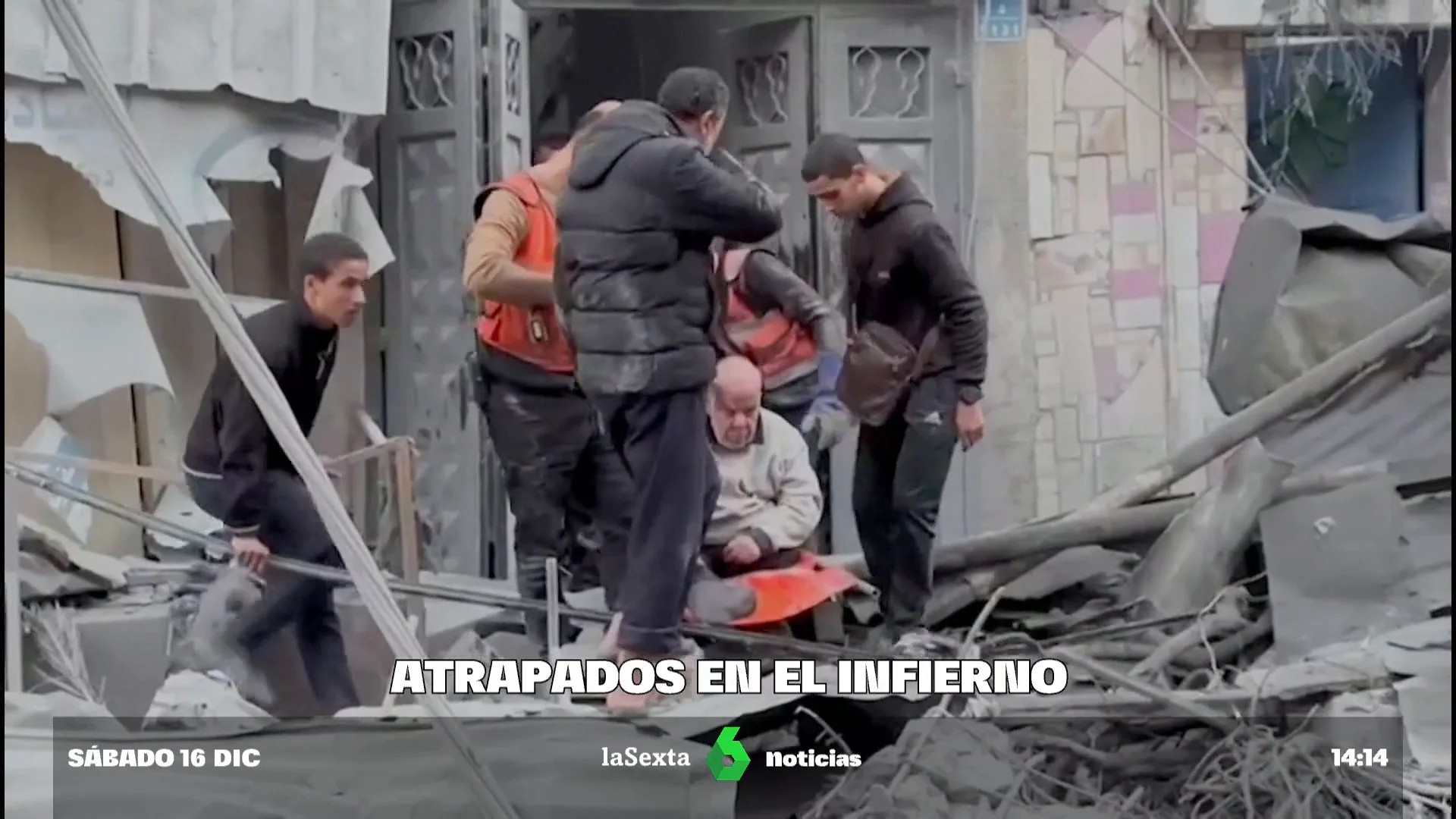 Después de tanto bombardeo, entran con los tanques para aniquilar a los que quedan con vida