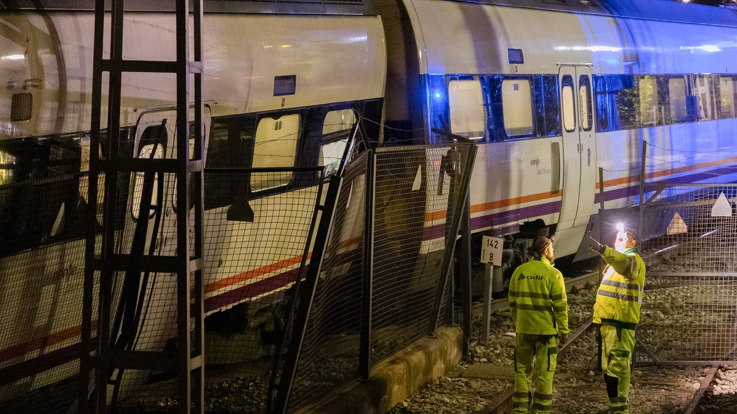 Un error humano pudo causar el choque de trenes en Málaga, según los informes preliminares Un error humano pudo causar el choque de trenes en Málaga, según los informes preliminares