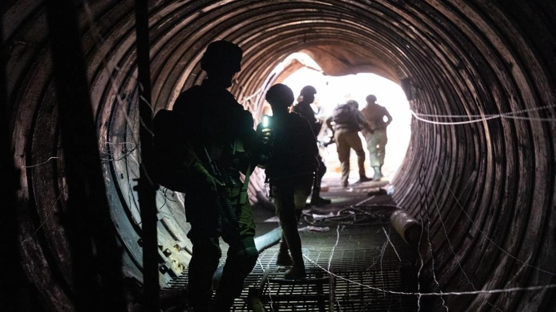 Túnel de Hamás en la Franja de Gaza descubierto por las fuerzas israelíes.