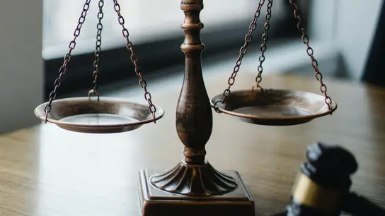 Una balanza de justicia Una balanza de justicia