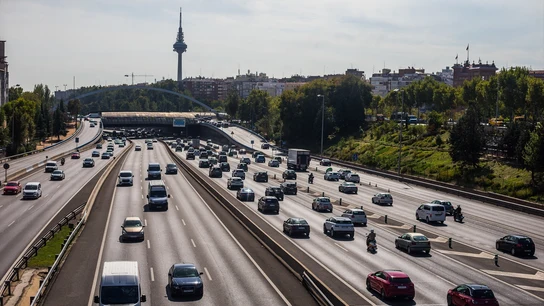 Imagen de archivo de tráfico en la M30. Imagen de archivo de tráfico en la M30.