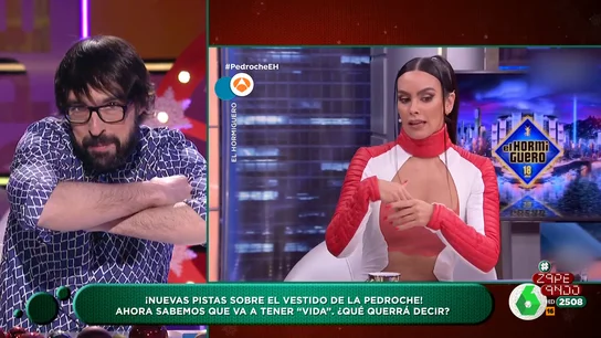 La teoría de Quique Peinado sobre el look de Pedroche en las campanadas: "¿Vas a ponerte un señor encima como un koala?" La teoría de Quique Peinado sobre el look de Pedroche en las campanadas: "¿Vas a ponerte un señor encima como un koala?"