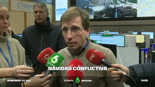 Almeida felicita a Rueda por su vídeo navideño en el que puede leerse Me gusta la fruta Almeida felicita a Rueda por su vídeo navideño en el que puede leerse Me gusta la fruta