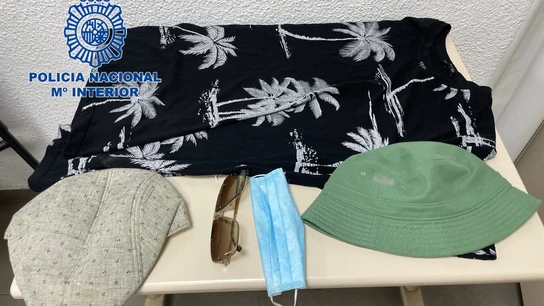 Objetos personales del ladrón detenido Objetos personales del ladrón detenido