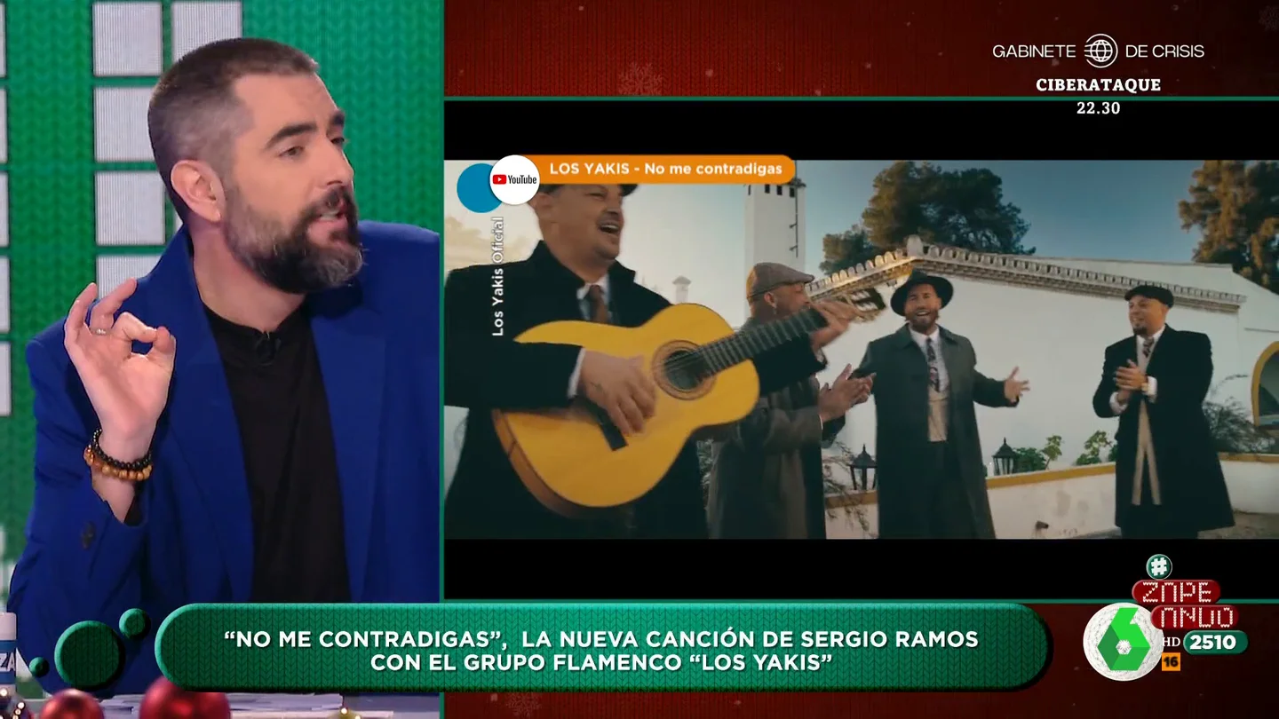 Dani Mateo analiza la nueva canción de Sergio Ramos con Los Yakis: "Si esto es 'La Voz', giro la silla" Dani Mateo analiza la nueva canción de Sergio Ramos con Los Yakis: "Si esto es 'La Voz', giro la silla"