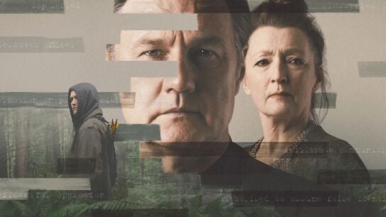 David Morrisey y Leslie Manville son los protagonistas de 'Sherwood'.
