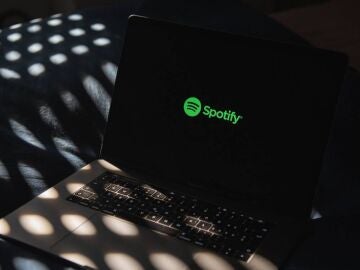¿Spotify se para cuando apagas la pantalla? Así se soluciona