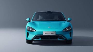 As&iacute; es el Xiaomi SU7, el coche el&eacute;ctrico que quiere competir con Tesla