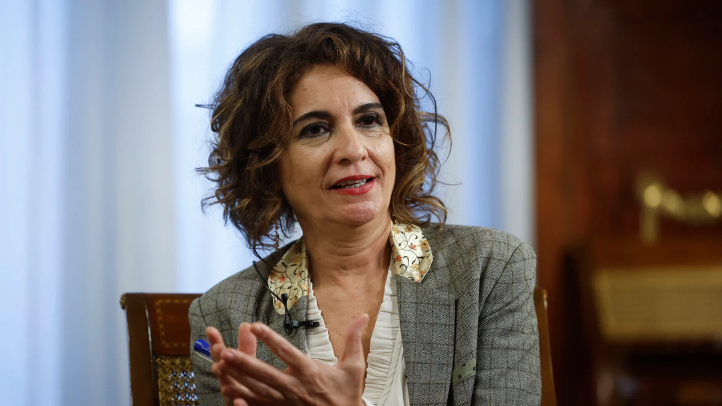 Montero pide usar la política en Cataluña para "superar la víscera" y actuar "con cabeza" Montero pide usar la política en Cataluña para "superar la víscera" y actuar "con cabeza"
