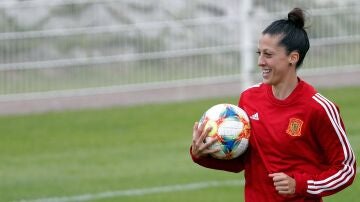 Jenni Hermoso, durante un entrenamiento con la selección española