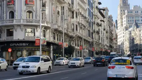 Suprimir la contaminacion del aire por combustibles fosiles evitaria mas de 5 millones de muertes anuales Suprimir la contaminacion del aire por combustibles fosiles evitaria mas de 5 millones de muertes anuales